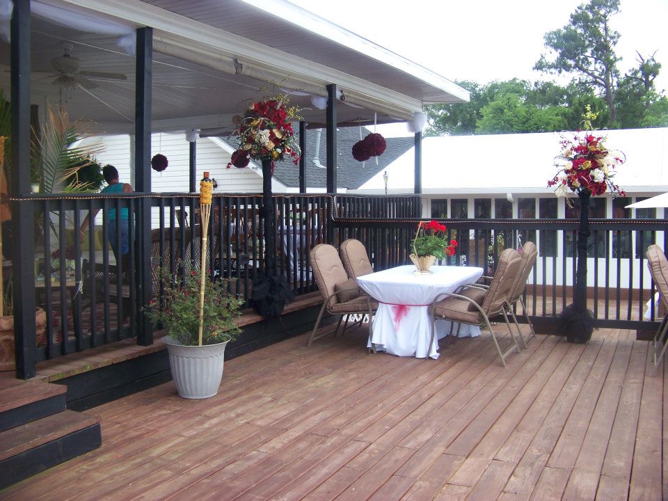 Beau Reve patio dining Port Arthur TX