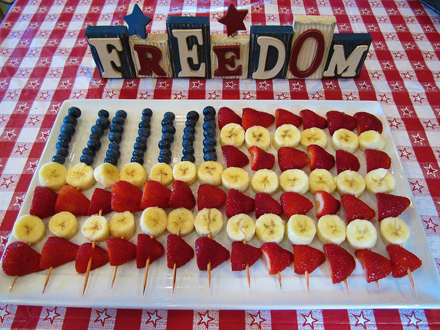 4th of July fruit kabob