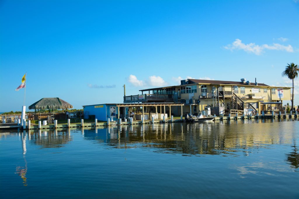 happy hour Bolivar peninsula, boat ramp Crystal Beach, Southeast Texas beach guide, steaks Crystal Beach TX,.